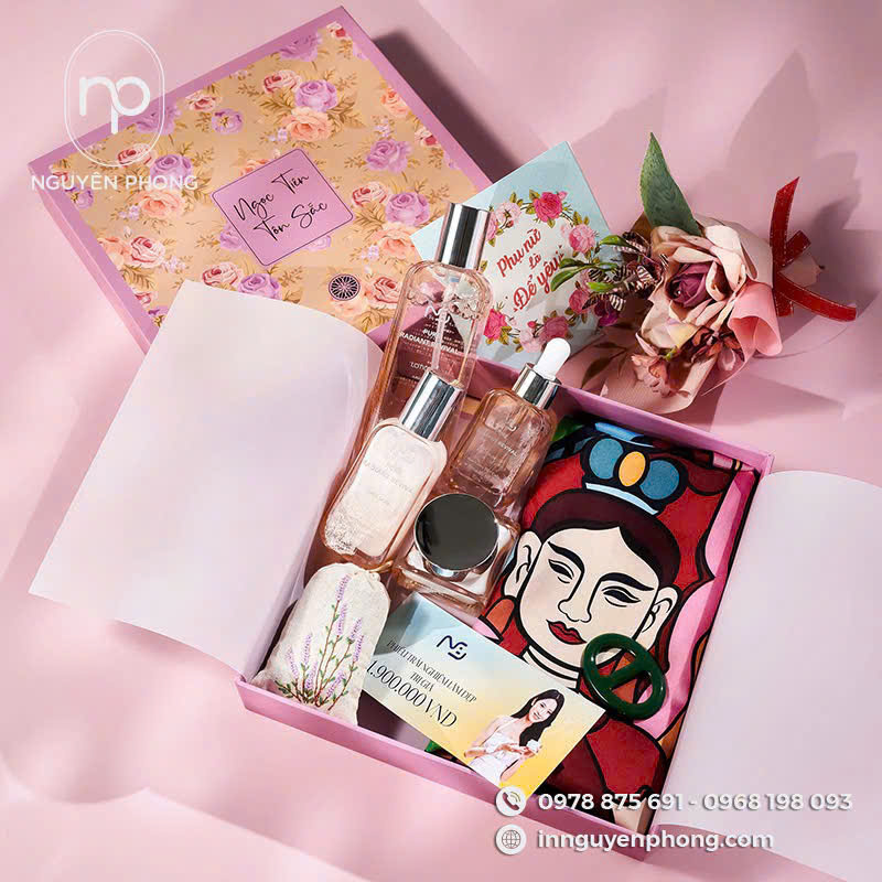 Mẫu hộp giấy đựng quà doanh nghiệp: